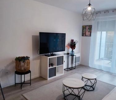 Chalifert Apartamento | Bright flat near Disneyland with private parking