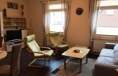 Celle Apartamento | Luminoso, agradable de 2 dormitorios cerca de la ciudad
