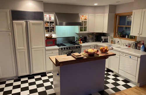 Jeffersonville Casa | Bright, fun, feature-filled Catskills getaway