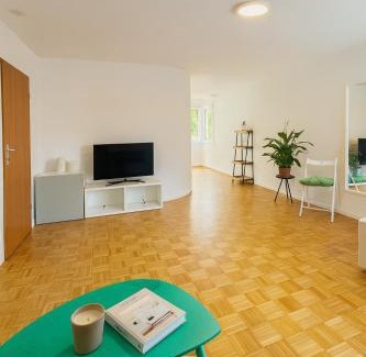 Wurenlos Apartamento | Bright furnished Studio with workspace and garden area near Zurich