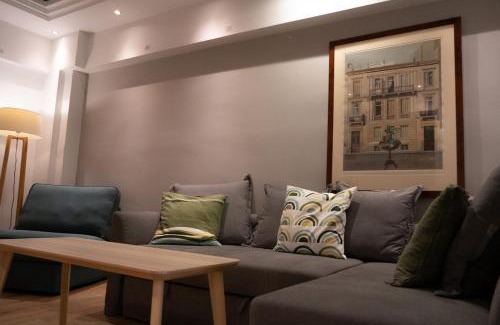 Nea Smirni Apartamento | Bright Gem in Vibrant Popular Neighborhood