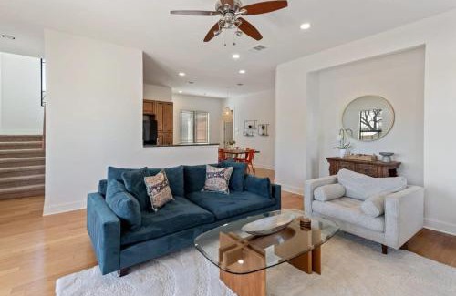 Central East Austin Casa | Bright Home in East ATX - 3BR - Cowboy Pool