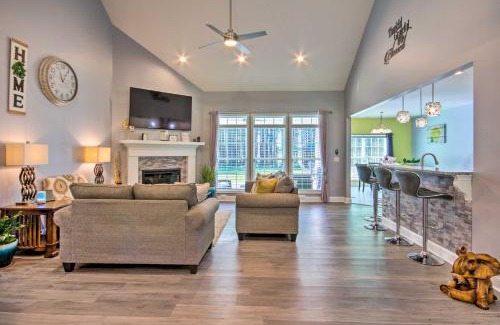 Hopkins Casa | Bright Hopkins Home with Game Room and Fire Pit!