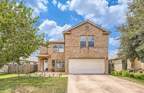Leander Casa | Bright & Luxury Entire House in Peaceful Neighborhood