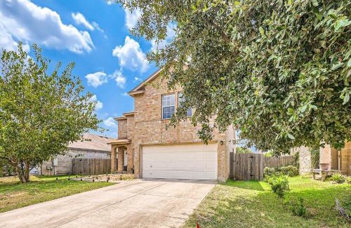 Leander Casa | Bright & Luxury Entire House in Peaceful Neighborhood