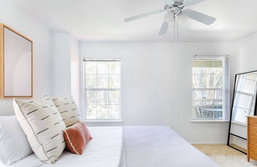 Milpitas Apartamento | Bright Milpitas 1BR w/ W/D, Gym, Pool + Spa, near freeways, by Blueground