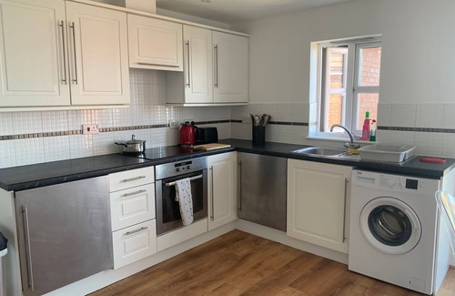 Crosby Apartamento | Bright modern 2 Bed Apartment Free Parking, walking distance to Crosby Beach