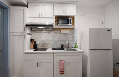 Inner Parkside Apartamento | Bright Modern 2BR 2Bath Near SFSU