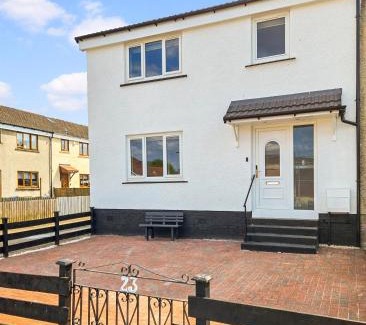 Paisley Casa | Bright & Modern 3-Bed House Next To Glasgow Airport