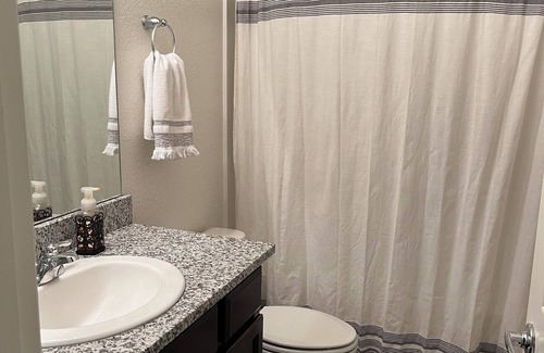 Sparks Casa | Bright & Modern 3BR Home W/Garage