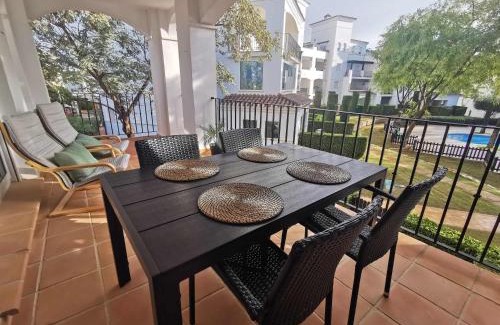 Roldan Apartamento | Bright & Modern Apartment - ER1512LT