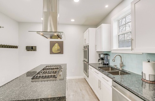 Presque Isle Cabaña | Bright & Modern Home: 2 Mi to Presque Isle Airport