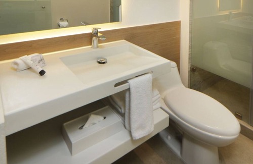 Providencia Hotel | Bright & Modern Hotel Room in Guadalajara – Perfect Central Location