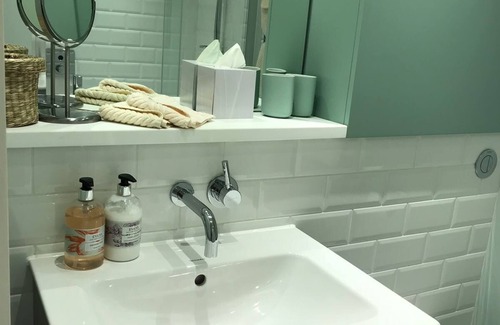 Fortune Green Apartamento | Bright modern London flat with brilliant transport to everywhere!