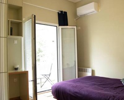 Papagou-Holargos Apartamento | Bright, Modern & Minimal apartment in Cholargos