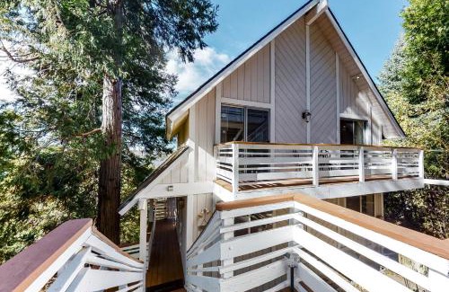 Cedar Glen Casa | Bright Moon