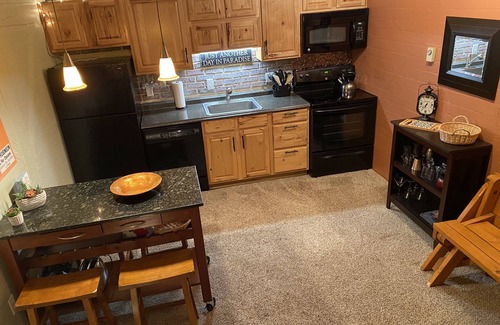 Blodgett Mills Condominio | Bright Mountain Side Condo #16 near Greek Peak