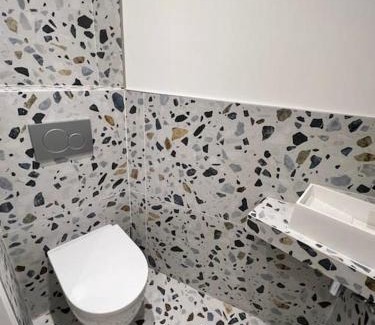 Quartier du Mail Apartamento | Bright newly renovated apt with AC