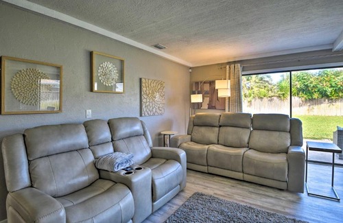 Ormond Beach Casa | Bright Ormond Beach Home about 14 Mi to Daytona!