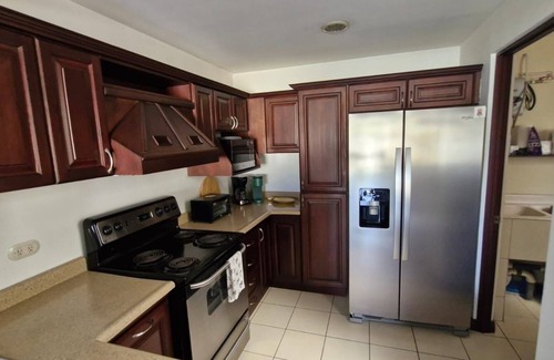 Escazú Apartamento | Bright, Peaceful Escape in Prime Escazú