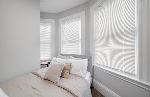 South Boston Apartamento | Bright Private Room Near Beaches, Public Transit