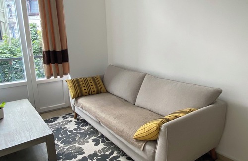 Vorst Apartamento | Bright & Renovated 1 Bedroom Apartment @Brussels St-Gilles