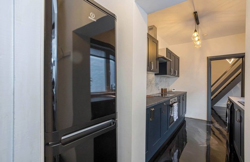 St Helens Casa | Modern & Stylish 2 Bedroom House in St Helens