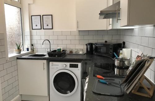 Preston Apartamento | Bright Spacious 3-bed with office & patio, Preston