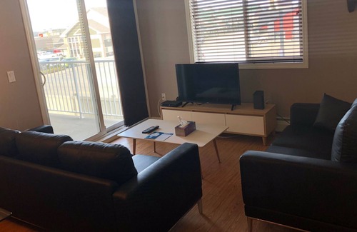 Stony Plain Condominio | Bright Stony Plain 2Bed 2Bath por Westview