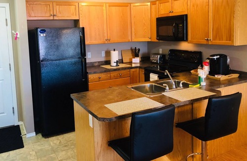 Stony Plain Condominio | Bright Stony Plain 2Bed 2Bath por Westview