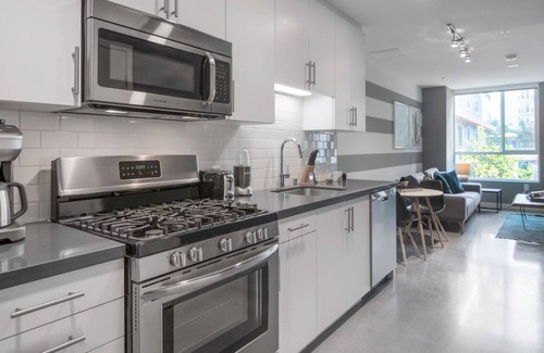 City West Apartamento | Bright Studio Downtown, Gym, near Wilshire, by Blueground