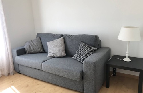 Bort-les-Orgues Apartamento | Bright studio in the heart of town for 2 people.