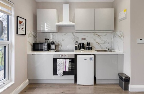 Seven Sisters Apartamento | Brand New Homey and Stylish Perfect for Travellers