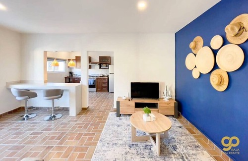 El Centenario Apartamento | Bright Studio | Kitchen | AC | Steps to the Beach