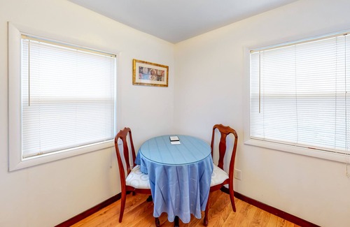 Hammondsport Apartamento | Bright Studio w/ Free WiFi - Walkable Locale Near Pulteney Square & Keuka Lake