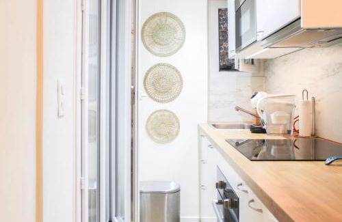 19th Arrondissement Apartamento | bright studio with balcony quiet location