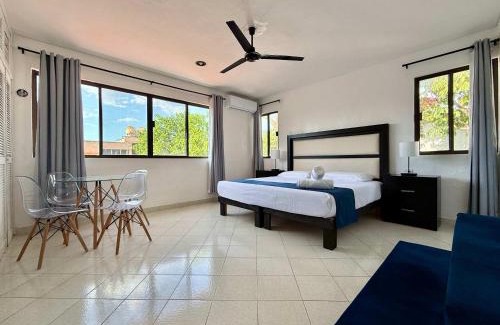Colonia Campestre Casa | Bright Studio with Shared Pool Access