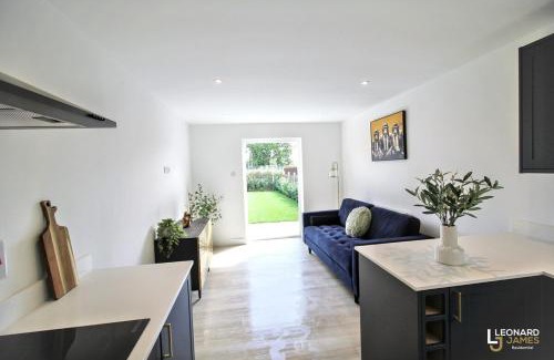 Attleborough Casa | Bright & Stylish Bungalow Retreat in Attleborough