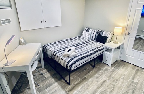 Haledon Apartamento | Bright, Stylish & Cozy 2Bed Unit w/Backyard & Grill Close To New York City!