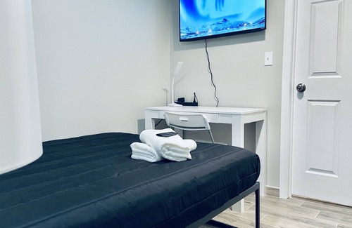 Haledon Apartamento | Bright, Stylish & Cozy 2Bed Unit w/Backyard & Grill Close To New York City!