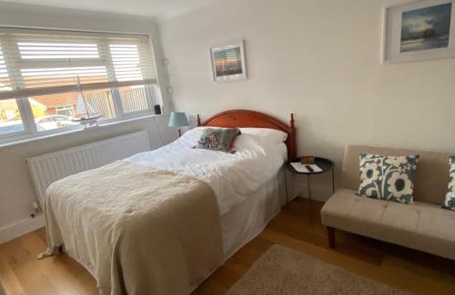 Whitstable Casa | Bright Suite