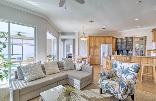 Boyette Springs Casa | Bright & Sunny Riverview Oasis w/ Pool & Pond