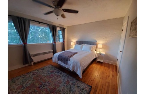 Los Alamos Casa | Bright & Tasteful Condo Near Lab, 2 BR, Gov Rates