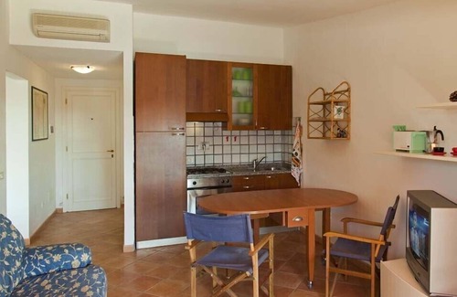 Cavoli Apartamento | Tres habitaciones en la residencia luminosa terraza con vistas al mar y las islas, aparcamiento