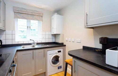 Tower Hamlets Apartamento | Bright Tower Bridge Nest