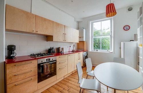 Belsize Park Apartamento | Bright Two Bedroom Apartment Near Vibrant Camden Town