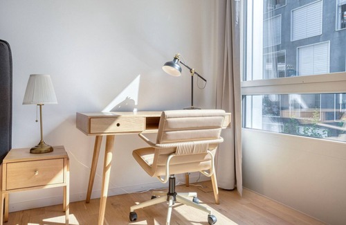 Alt-Wiedikon Apartamento | Bright Wiedikon 2br w/ Storage Room & W/D, nr Market, by Blueground