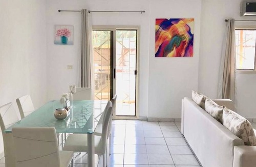 Libreville Apartamento | Brighton Flat