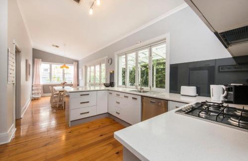 Brighton Casa | BRIGHTON HAVEN a self-contained modern bungalow