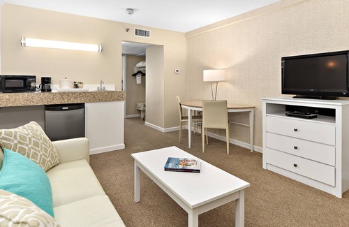 South Rehoboth Hotel | Brighton Suites Hotel